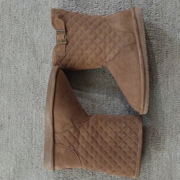BEARPAW LEIGH ANNE HICKORY ll QUILTED SUEDE BOOT - Picture 7 of 8